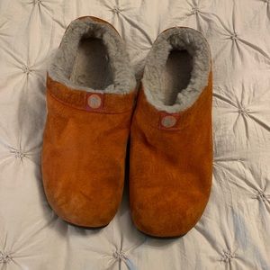Merrell Suede Clogs